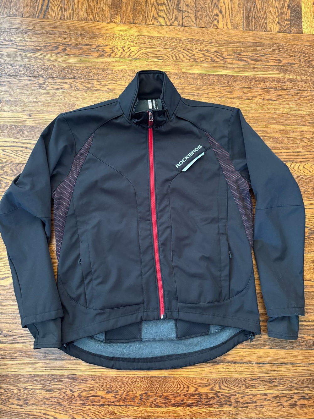 RockBros CYCLING / Hiking Men’s Black Softshell Jacket with Red Zip. Like new.